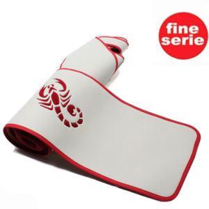 Protezione Cruscotto Copricruscotto Termico Camion su Misura DAF XF EURO 6 dal 2013 al 2021 Colore Beige con Scorpione Rosso